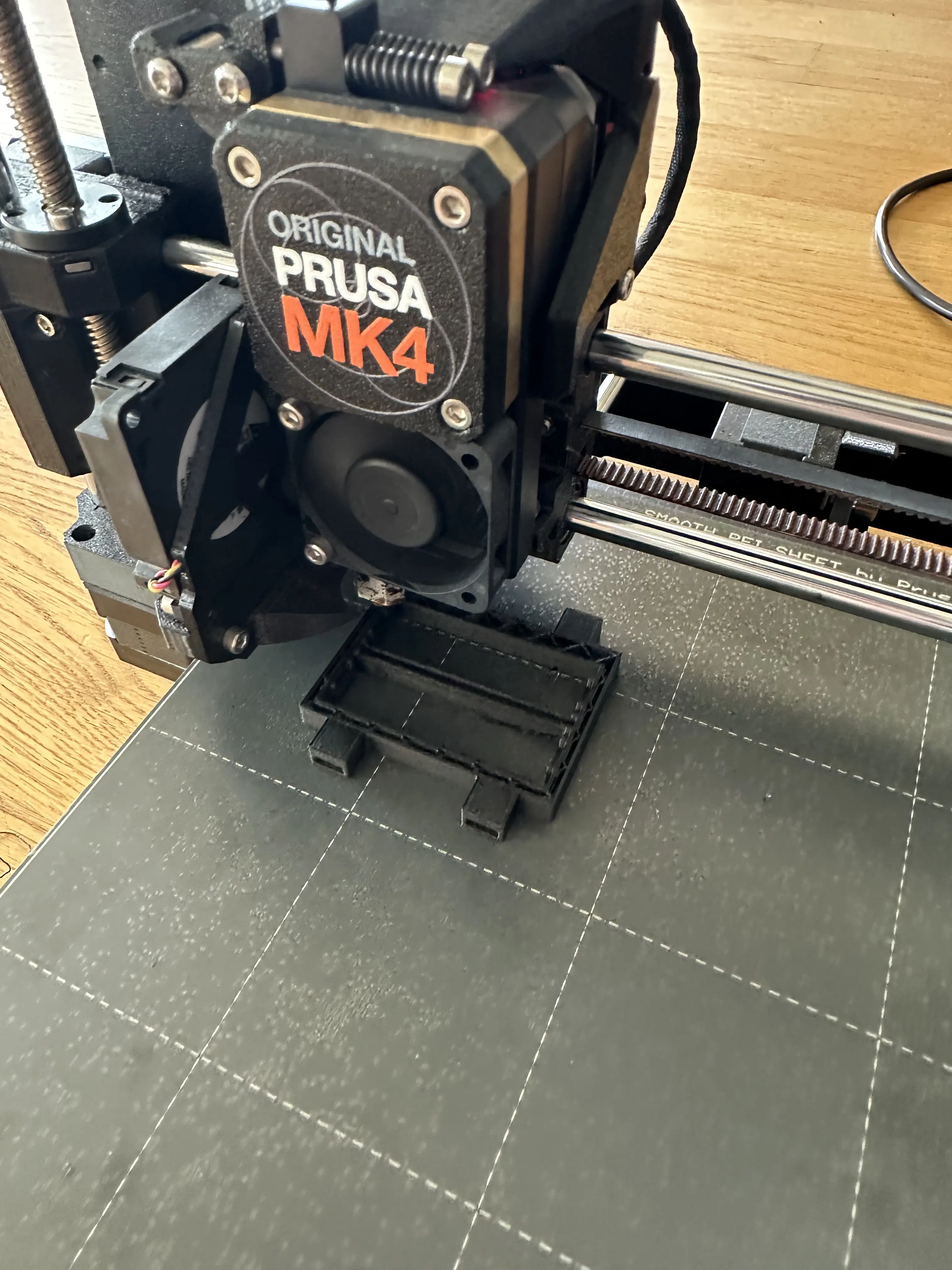 3D-Drucker druckt Bauteile für den Elektrolyseur – 3D-Druck in der Schule
